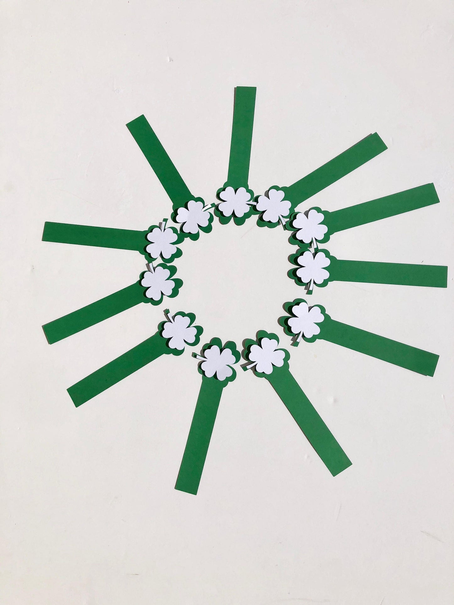 St Patricks Shamrock 4 Leaf Clover Irish Green Napkin Rings Set of 10